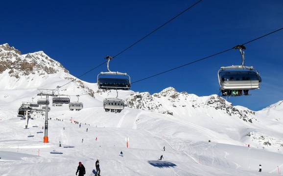 Unterengadin: beste Skilifte – Lifte/Seilbahnen Scuol – Motta Naluns Unterengadin: beste Skilifte – Lifte/Seilbahnen Scuol – Motta Naluns