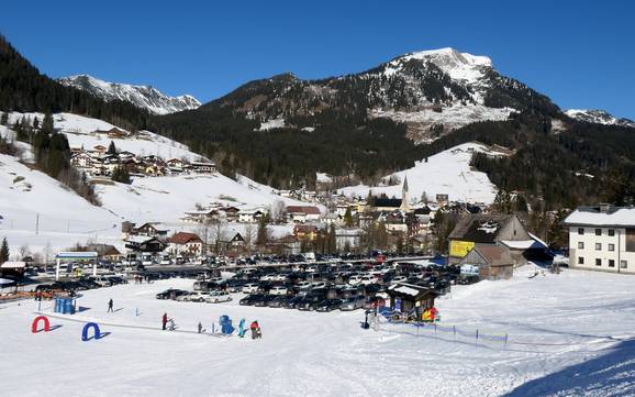 Dachstein-Salzkammergut: Anfahrt in Skigebiete und Parken an Skigebieten – Anfahrt, Parken Dachstein West – Gosau/Russbach/Annaberg Dachstein-Salzkammergut: Anfahrt in Skigebiete und Parken an Skigebieten – Anfahrt, Parken Dachstein West – Gosau/Russbach/Annaberg