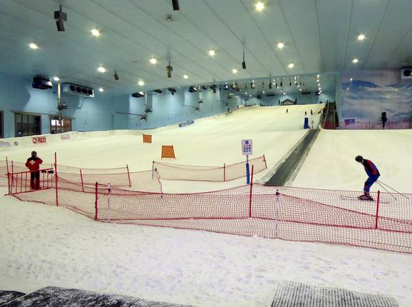 Blick über die Skihalle Ski Egypt