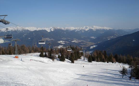 Skifahren in der Dolomitenregion Kronplatz